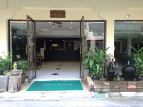 Lotus House
